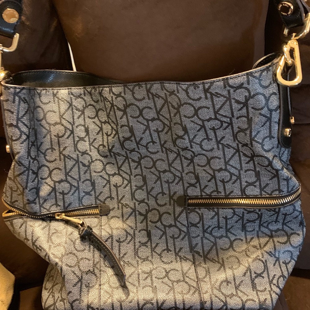 Like new Calvin Klein purse
